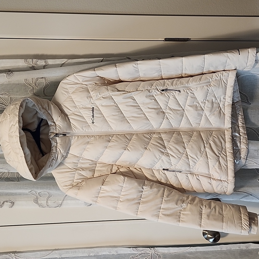 Columbia Women's Heavenly Hooded Puffer Jacket Size L Omni Heat Water Resistant